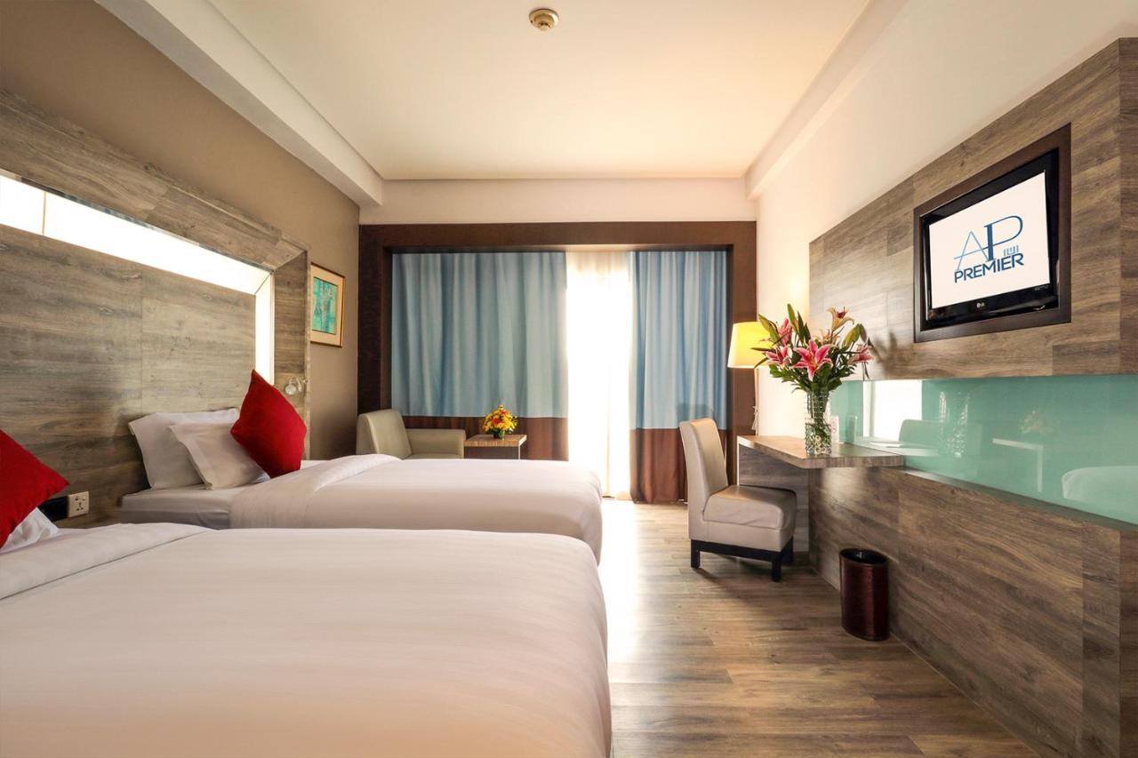 แทรเวลลอดจ์ บาตัม Hotel นาโกยา ภายนอก รูปภาพ