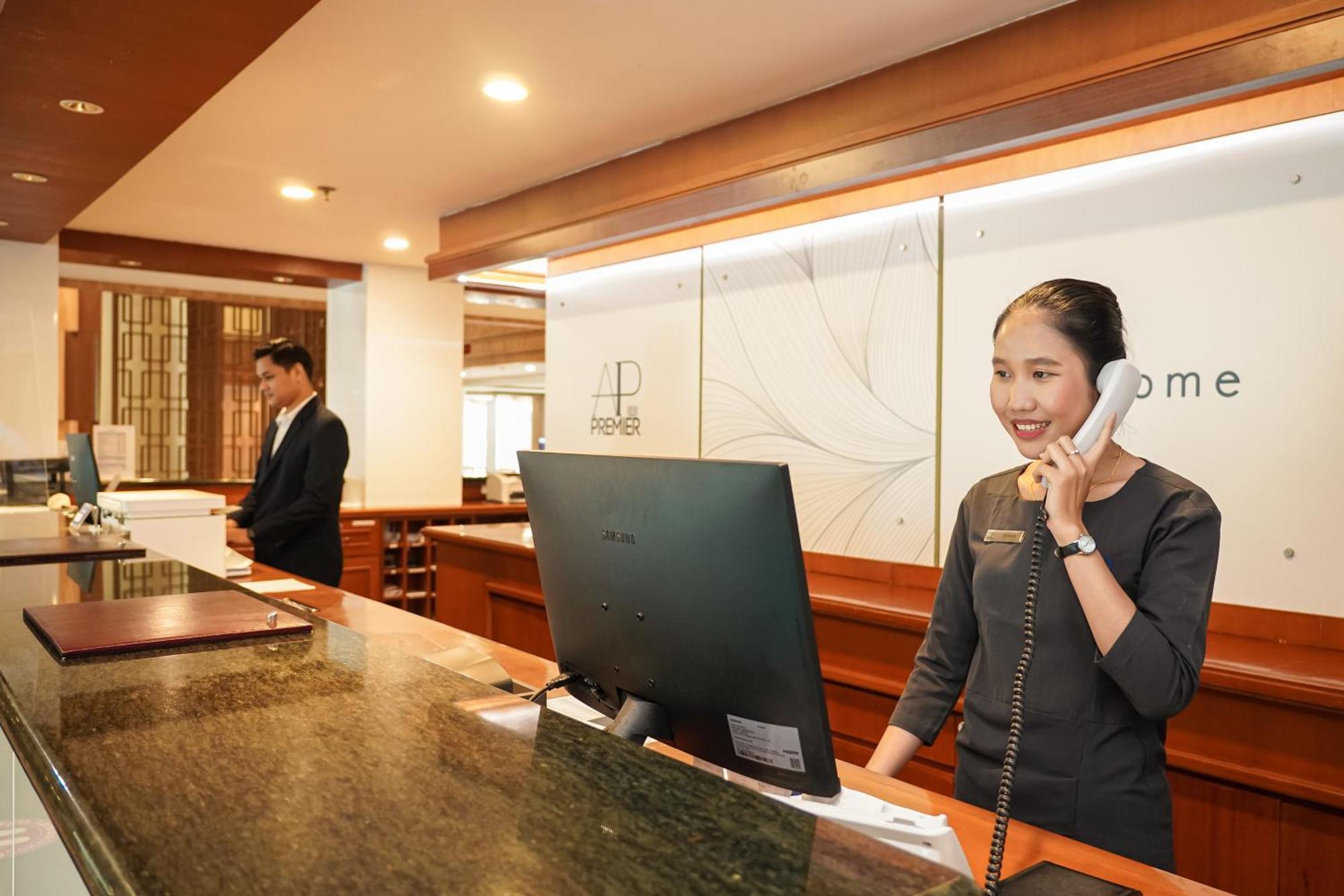 แทรเวลลอดจ์ บาตัม Hotel นาโกยา ภายนอก รูปภาพ