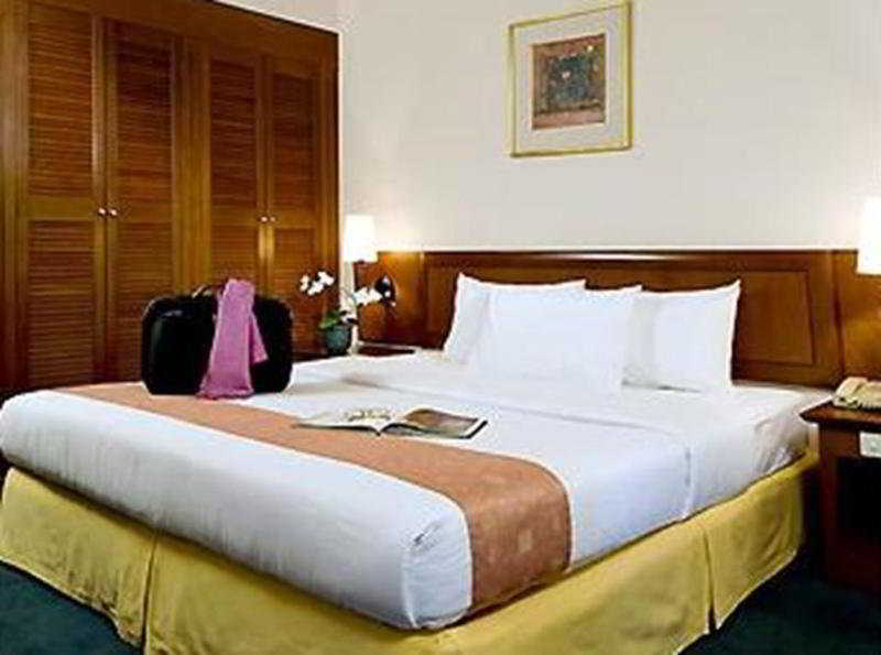 แทรเวลลอดจ์ บาตัม Hotel นาโกยา ภายนอก รูปภาพ