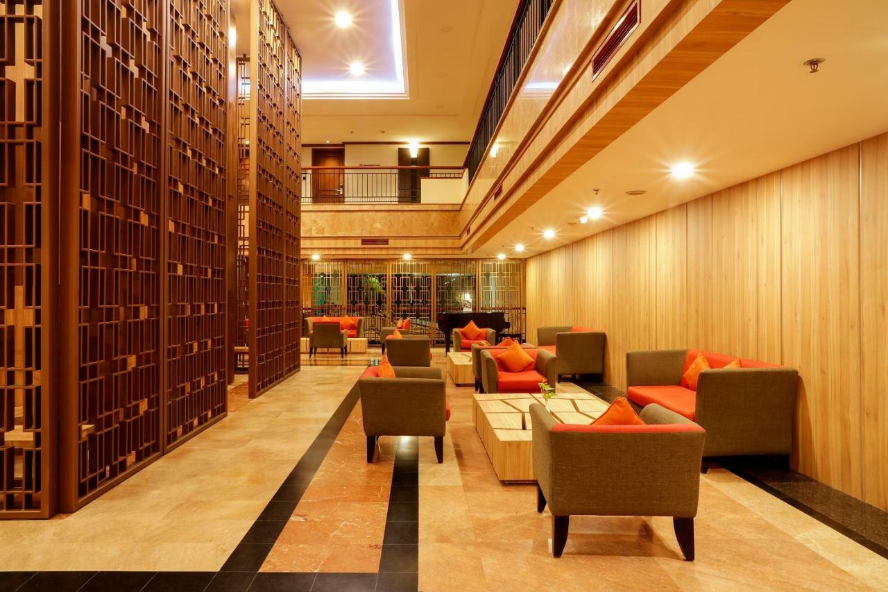 แทรเวลลอดจ์ บาตัม Hotel นาโกยา ภายนอก รูปภาพ